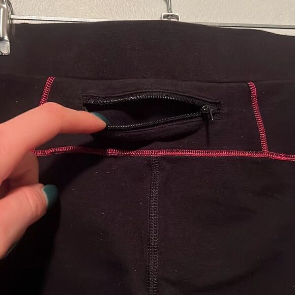 Fila Sport Women's Black and Pink Stretch Cotton Blend Leggings - Picture 5 of 7